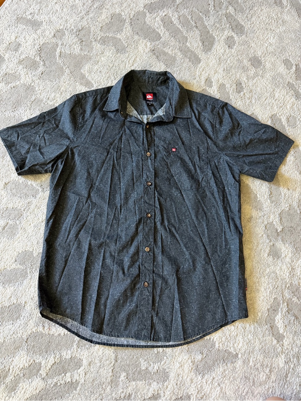 Quiksilver Black Short Sleeve Button-Down with Subtle Print